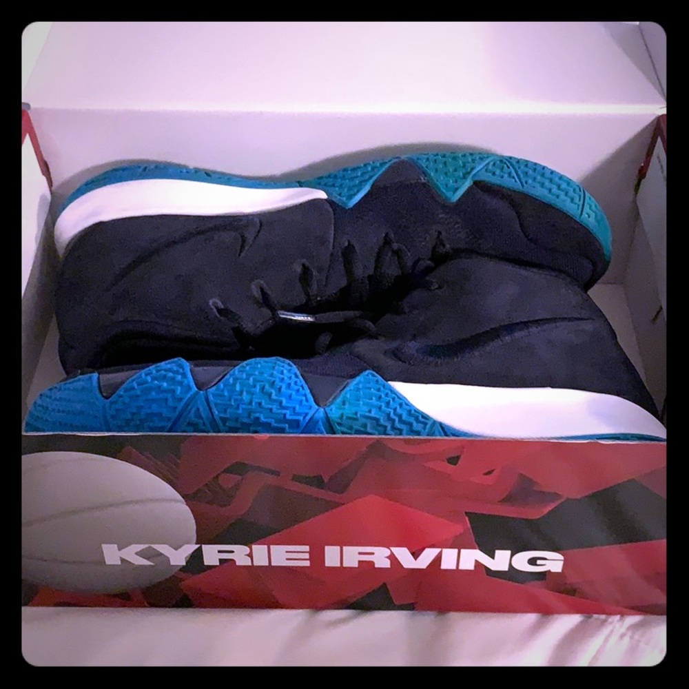 Nike 9.5 Kyrie Irving 4